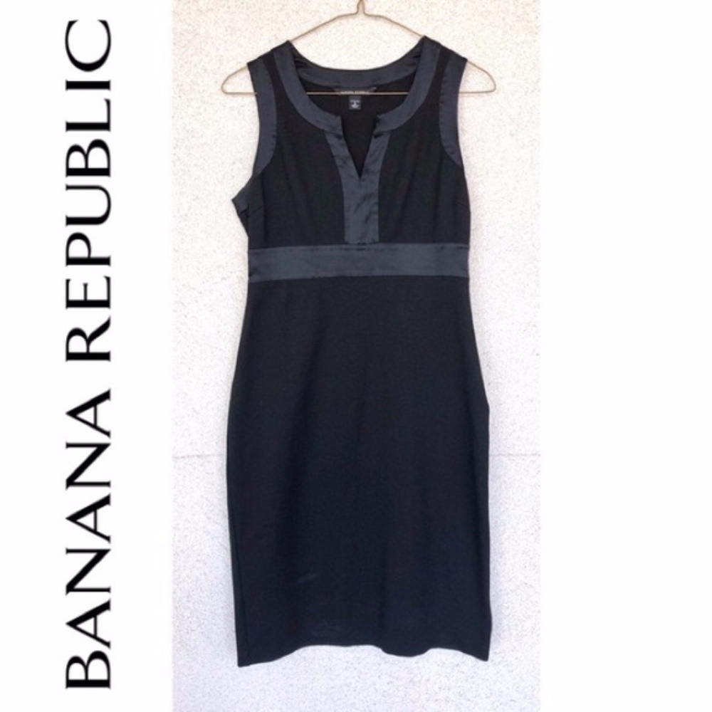 NWOT Banana Republic | Career Chic Sheath Dress
